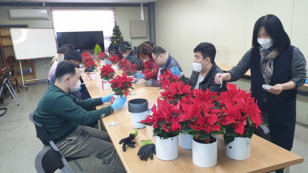 46d84f81c95a094b8114bda8dbb69fec_1639724