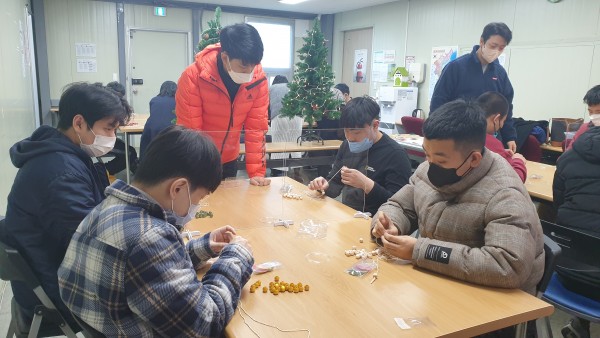 7b6a938fd03f30adaf573289c69bc65c_1638430