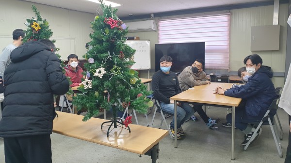 7b6a938fd03f30adaf573289c69bc65c_1638430