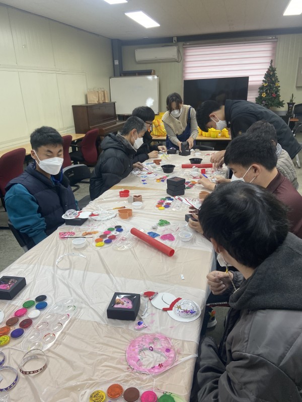 e55aa26ceabd681f241bcb4d86b3af46_1639445